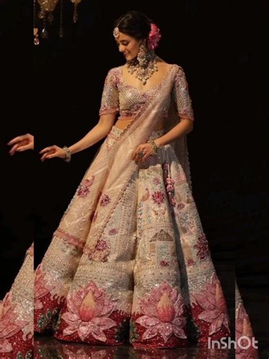 #bollywood #lahangadesign