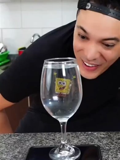 hologram with the trophy #experiment #test