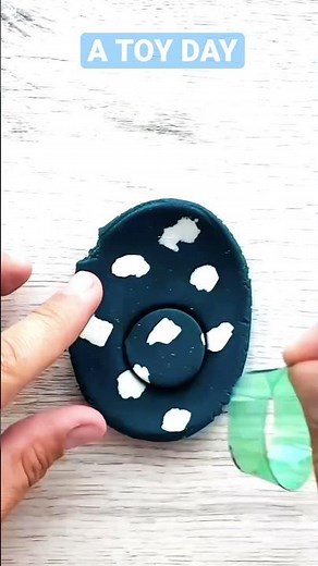 DIY PLAYDOUGH PLANETS 🪐 🌎 #shorts