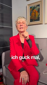 Was ich in Chemnitz alles erlebt habe – daraus könnte ich locker ein eigenes Programm machen. Aber erstmal komme ich am 19. März mit meiner Jubiläums-Comedyshow „Schmutzige Lieder“ zu euch ins Chemnitzer Kabarett. Das wird persönlich, musikalisch und garantiert nicht jugendfrei! Seid ihr dabei? #chemnitz | Tatjana Meissner