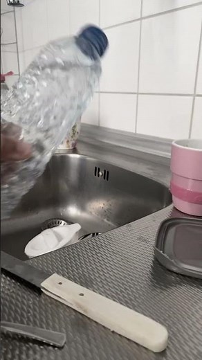 How to make water bottle squishy