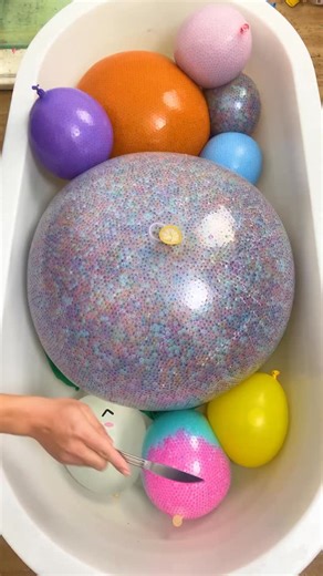 Squish Pop on Instagram: "#reels #squishpop #oddlysatisfying #viralreels"