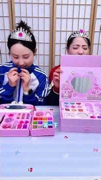 Heartwarming Mom's Lipstick Gift for Daughter