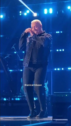 Sam Smith Smooth Dance Moves 🪩