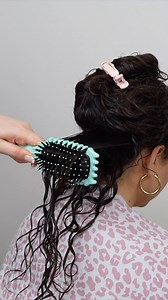 275K views · 816 reactions | PART 2: Styling Longer, Coarse Textured 3a Curly Hair Amanda’s styling product lineup @agcare1989 curl fresh definer + mousse gel , styled of course using the @bouncecurl define brush (discount code: mell10) | Manes By Mell | Facebook