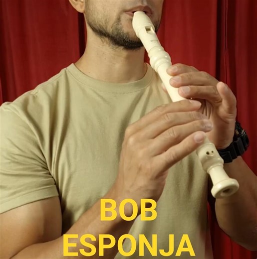 Bob Esponja en 18 Instrumentos | Canción de Bob Esponja (intro)