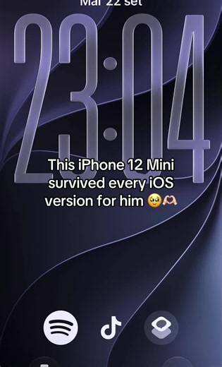 iPhone 12 mini survived every iOS version