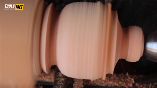 Wood Lathe Machine Explained | Tools Met A wood lathe machine is one...