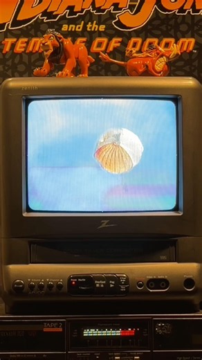 Shake it off (1996) Independence Day on VHS