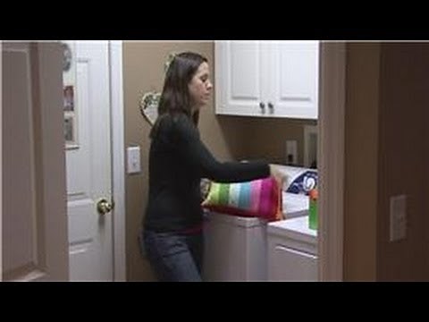 Housecleaning Tips : Best Way to Clean Decorative Pillows