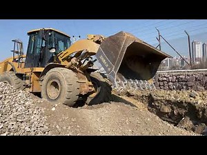 Caterpillar Loader Filling works