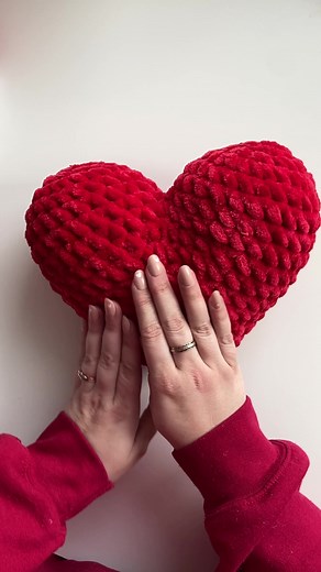 Crochet Heart Tutorial with Sweet Snuggles Yarn