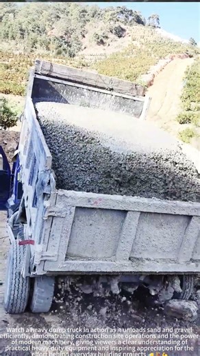Dump Truck 🚚 Unloading Sand Effortlessly