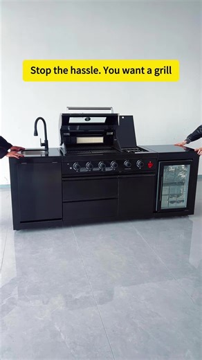 Functional Backyard Art: Modular Kitchen Design