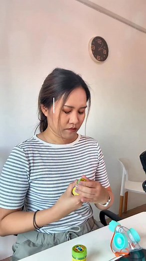 Greatest invention ever 👍🇹🇭 who need one?😂 #learnthai #yadom #thailesson #thaibychom #studythai | Thai by Chom