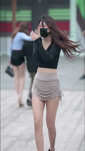 👍👍|Tiktok Douyin Fashion | Chinese mini skirt Long legs girl Street Fashion #Shorts