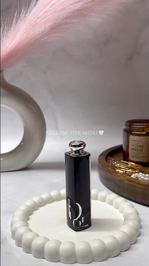 Dior Addict Hydrating Shine Lipstick in 720 Icone💄