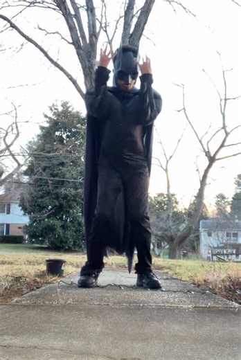 #batman #dance #batmanmemes #dc #gotham