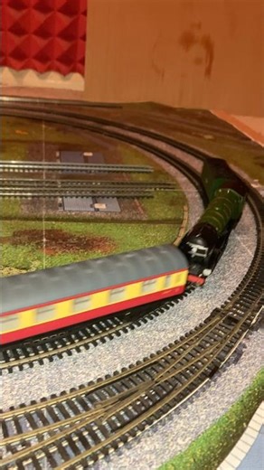 A1 Class 60163 (Tornado) Pushing a Mk1 Coach on my 00 Gauge Hornby Train Set on the 25/12/25