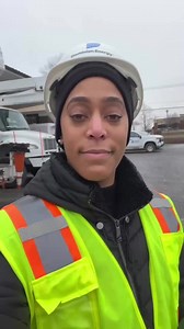 Snow has started falling across #Virginia and we are ready. ❄️ Here are the three ways you can quickly report an outage: 📱 Download the Dominion Energy app 🌐 Visit https://bit.ly/4gAAdIT 📞 Call 866-366-4357 | Dominion Energy