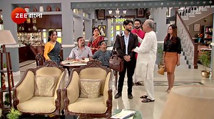 546K views · 24K reactions | মিষ্টির ব্যবসাতে যোগ দিল সিদ্ধার্থ #MishtirByabsateJogDiloSiddhartha #Mithai #ZeeOnTheGo https://zee5.onelink.me/RlQq/fbDownloadZEE5App "দেখুন #Mithai সোম - রবি @8.00pm শুধুমাত্র #ZeeBangla আর #Zee5 অ্যাপে যে কোন সময়, যে কোন জায়গায়।" | Zee Bangla | Facebook