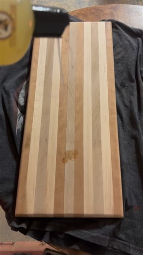 1.4K views | SanderCraft keeps things smooth… mostly with 220 grit sandpaper. #woodworking #cuttingboard #smooth | SanderCraft93 | Facebook