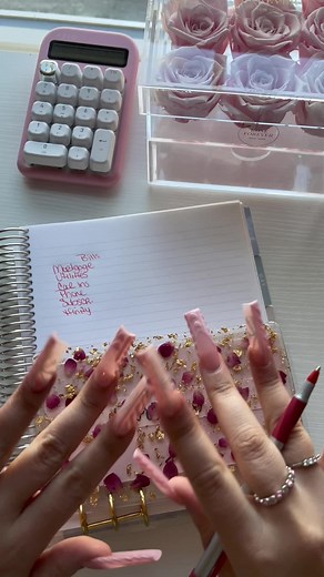 Budgeting My Paycheck: Cash Stuffing System for Beginners