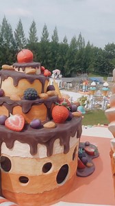 💛 Great&Grand - Sweet Destination: The world's largest ice cream café with a colourful candy land-themed dessert park ! 🍦 ICE CREAM zone, the Best ice cream in Pattaya, available in 36 flavours. 🥛 MILK BAR Zone, we have a variety of beverages and cakes 📸 PHOTO Zone, Candy Land-themed dessert park filled with all sorts of sweets 📌Pattaya - Thailand Google Map: https://goo.gl/maps/GC52ACgpZ8auu9nL7 🕗 Operation Time: 08:30-18:00 every day ⏰ 👨‍👩‍👧 Entry: Adult > 120 THB - Kid > 66 THB 🎟️ #