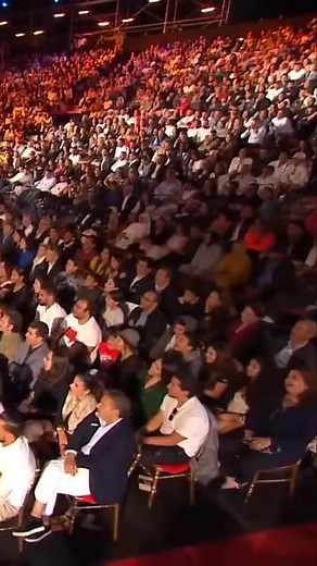 jarry Le Maroc Fier: Chanson Arabe Inspirée & Émotion!Découvrez une chanson arabe poignante, écrite avec passion. Nous explorons la fierté marocaine et l'émotion brute. Rejoignez-nous pour chanter ensemble! #Maroc #MusiqueArabe #FiertéMarocaine #Chanson #Culture #Emotion #Artiste #ChanterEnsemble #Inspiration #ViralVideo #jarry #jarryspectacle | Soundstars Nation