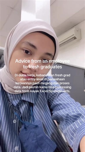 Ga semua. Tapi kebanyakan fresh grad yang masuk dunia kerja, atau worker di entry level itu jobdescnya megang data dan ngeproses data, karena secara struktural belum punya otoritas jadi pengambil keputusan. Jadi tingkatin skill tools (utamanya Excel/Spreadsheet) yaa~ #CorporateLife #FreshGrad