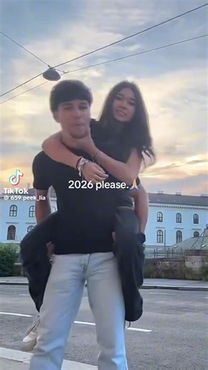 Engaging Relationship Quotes and Cute Videos