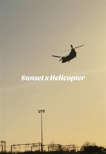 When the sunset hits at the perfect time for the Chinook helicopter take off 🚁 #helicopters #chinook #sunset #spring #edinburgh
