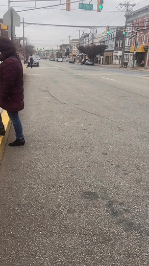 Espero el bus con este frio | Darlene Antigua | Facebook