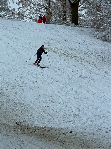Skifahren in Hamburg: A Unique Winter Experience