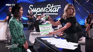 Ulizana are o sensibilitate aparte, iar muzica a fost refugiul ei încă din copilărie. Jurații au înlemnit când i-au auzit vocea. De ce? Vă lăsăm pe voi să dați PLAY, să auziți #sneakpeek #SuperStarRomania De la 20:00, o nouă ediție SuperStar | @PRO TV! | PRO TV