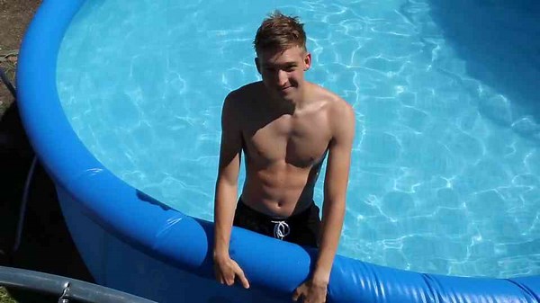 Shoot the Person Hiding in the Pool!! (HIDE AND SEEK UNDERWATER)