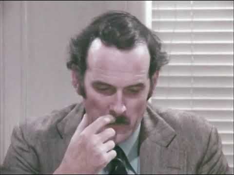 John Cleese's meeting nightmare (2/2): The agenda is confusing everyone!