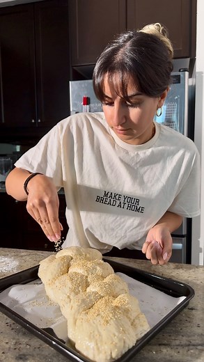 Minoo Mahdavian 🍋 on Instagram: "SHARE this with a beginner baker! @minoomakesstuff is helping you impress 😎 This 6 ingredient Swedish braid loaf looks like it takes hours and hours, complicated equipment and techniques to perfect BUT… …you can actually make it in 2 hours with just 6 simple ingredients at home! SAVE this recipe to give it a try and FOLLOW @minoomakesstuff for more easy breads 💛 Here’s how to make this Swedish braided bread 👇🏻: 1. In a bowl, combine 3 1/2 cups of flour, 3 tb
