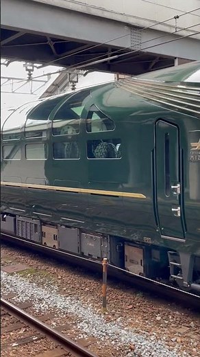 トワイライトエクスプレス瑞風 87系 豊岡駅の様子です。TWILIGHT EXPRESS MIZUKAZE