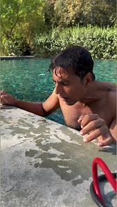 1.3M views · 10K reactions | This li'l friend slipped in the swimming pool this morning and needed help.. A bit of patience, a bit of cheering and off he flew! | Akshay Kumar | Facebook