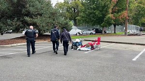 𝐖𝐨𝐫𝐤𝐢𝐧𝐠 𝐭𝐨𝐠𝐞𝐭𝐡𝐞𝐫 𝐭𝐨 𝐡𝐞𝐥𝐩 𝐜𝐨𝐦𝐦𝐮𝐧𝐢𝐭𝐲 𝐦𝐞𝐦𝐛𝐞𝐫𝐬 𝐢𝐧 𝐧𝐞𝐞𝐝 The Renton Police Department and Puget Sound Fire —FD CARES are partnering to provide critical resources to our community’s most vulnerable. When officers locate a community member in a non-emergent situation with significant social or emotional needs, they now call FD CARES. The CARES team arrives to connect them to services and long-term solutions. It’s a win-win for both agencies and, most importantl