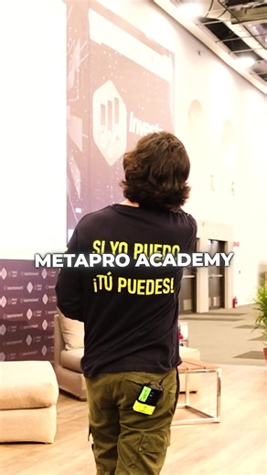 Has hecho compras. Has probado plataformas. Y sabes lo que es mirar el mercado sin saber muy bien qué hacer. No te falta interés, te falta estructura. Un método que te ayude a decidir con criterio. A filtrar oportunidades reales. Y sobre todo, a no improvisar con tus ahorros. Si ya conoces el mundo cripto pero sientes que estás dando palos de ciego… este evento es para ti. Formación gratuita, en directo, con los expertos que han acompañado a miles de personas como tú a invertir con lógica, no po