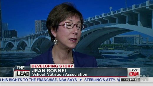 Michelle Obama fights for lunch program