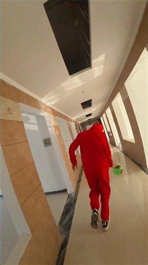 moneyheist free running parkour pov 🥳 #rooftop #moneyheist #viralshort #shortlife