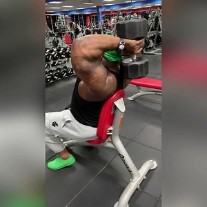 35K views · 1.1K reactions | Amazing how Technique, Pump, and a GREAT Squeeze can make your Muscles Grow in so many Ways! #training #technique #pump | Keven "Da Hulk" Washington | Facebook