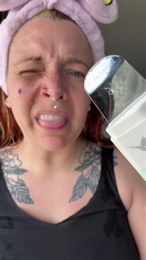 did not realize how much peach fuzz and buildup my skin was holding onto until I used my Dermaflash duo. The dermaplaning tool removes peach fuzz and dead skin, and the pore extractor helps clear out clogged pores. My skin looks smoother and my skincare absorbs way better after. As someone with chronic illness and sensitive skin, having tools that gently reset my skin at home is a game changer. #dermaplaning #skincareroutine #smoothskin #porecare #skincaretools