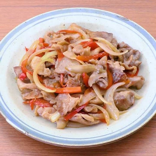 少ない材料で作る♪ 豚肉とパプリカの甘辛炒めのレシピ動画・作り方 | デリッシュキッチン
