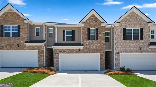 500 Silver Moon Dr, Loganville, GA 30052 | Estately 🧡 | MLS# 10756989