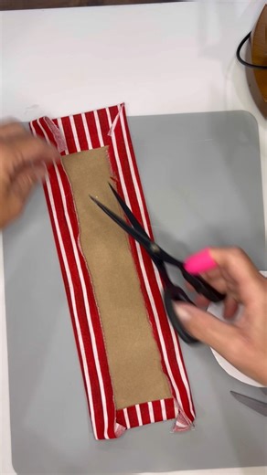 Need July 4th table decor ideas? This little Uncle Sam is the perfect addition to your food or dessert table. Super easy but so adorable! Can you even believe that under all this cuteness is a peanut can? #restorationofheartandhome #patriotic #july4th #unclesam #tabledecor | Southern Crossroads Creations LLC