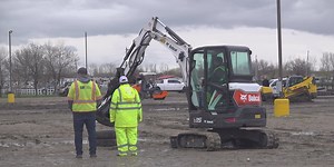 Students gets hands-on experience learning about construction industry